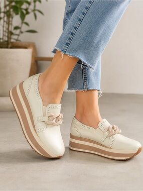 Dolce Vita Platform Loafers Women 7.5 Ivory Beige Chain Slip On Casual